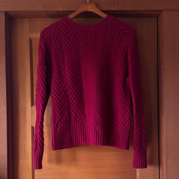 Banana Republic Cotton Cashmere Blend Cable Knit Sweater, EUC, M - Picture 2 of 6